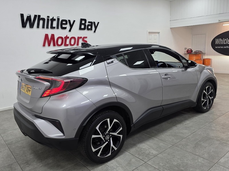 Used Toyota C-HR 2017 for sale - 77651154: Photo 3