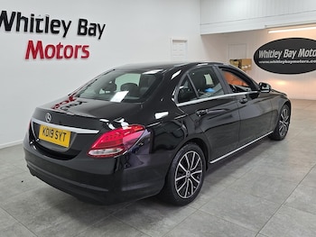 Used Mercedes-Benz C Class 2019 for sale - 76510324: Photo