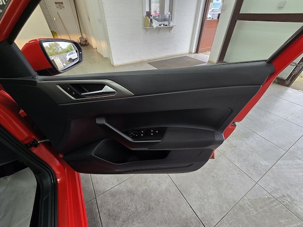 Used Volkswagen Polo 2019 for sale - 76163649: Photo 12