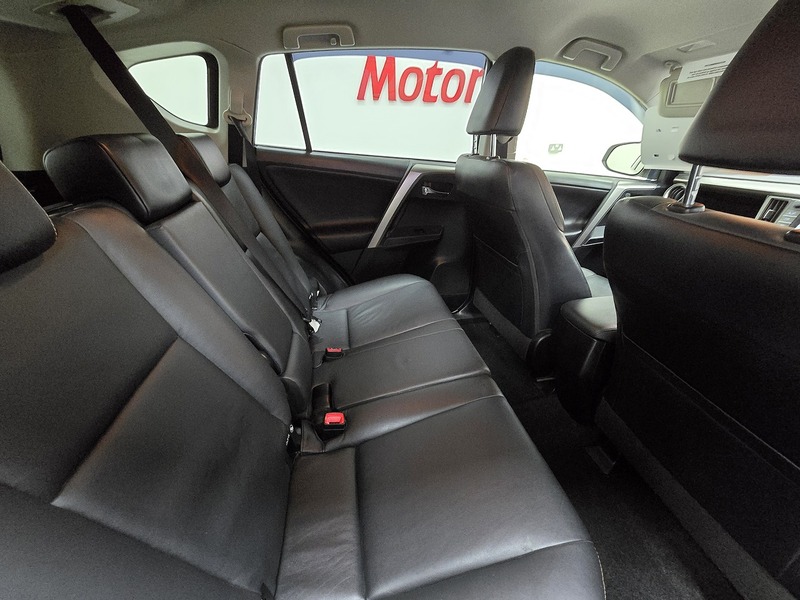 Used Toyota RAV4 2015 for sale - 77324505: Photo 15