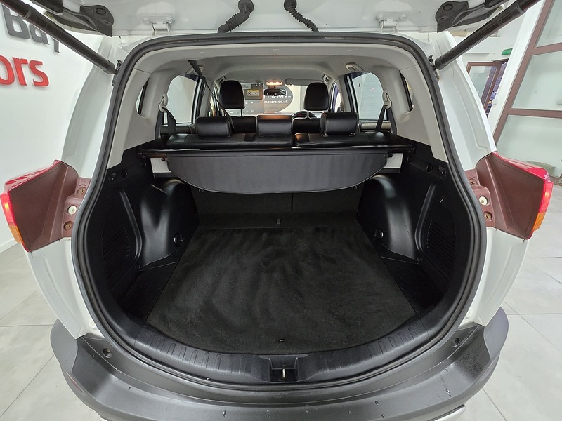 Used Toyota RAV4 2015 for sale - 77324505: Photo 16