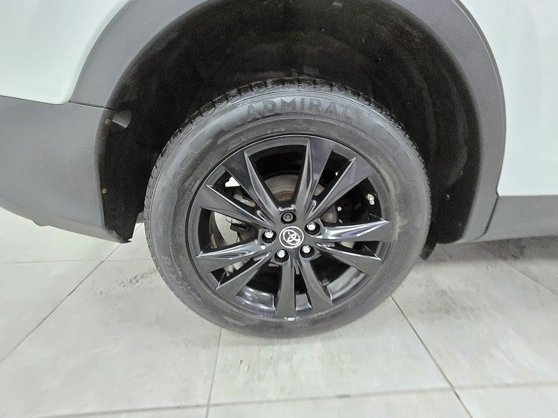 Used Toyota RAV4 2015 for sale - 77324505: Photo 21