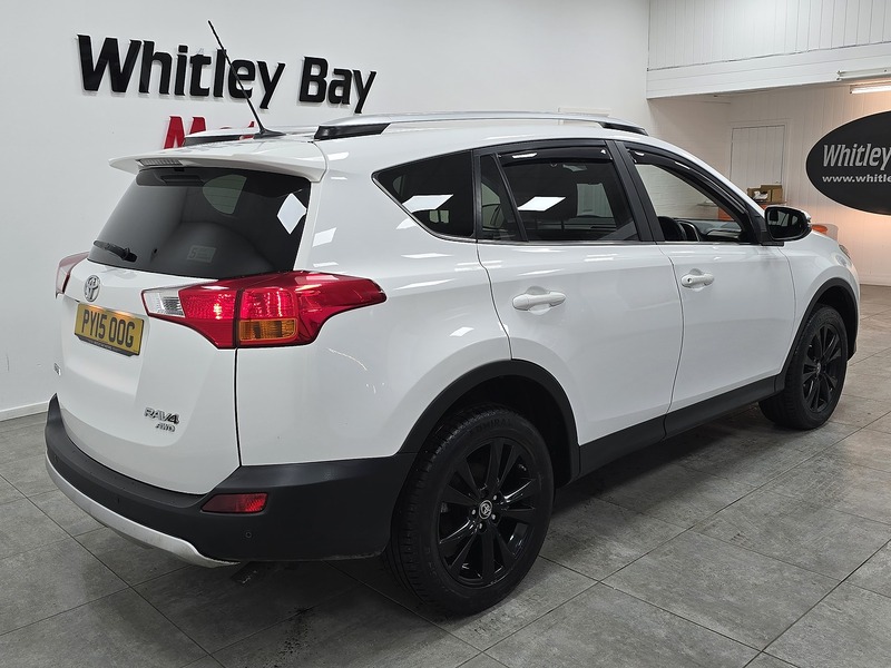 Used Toyota RAV4 2015 for sale - 77324505: Photo 3