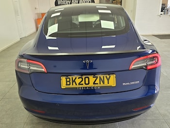Used Tesla Model 3 2020 for sale - 75347875: Photo