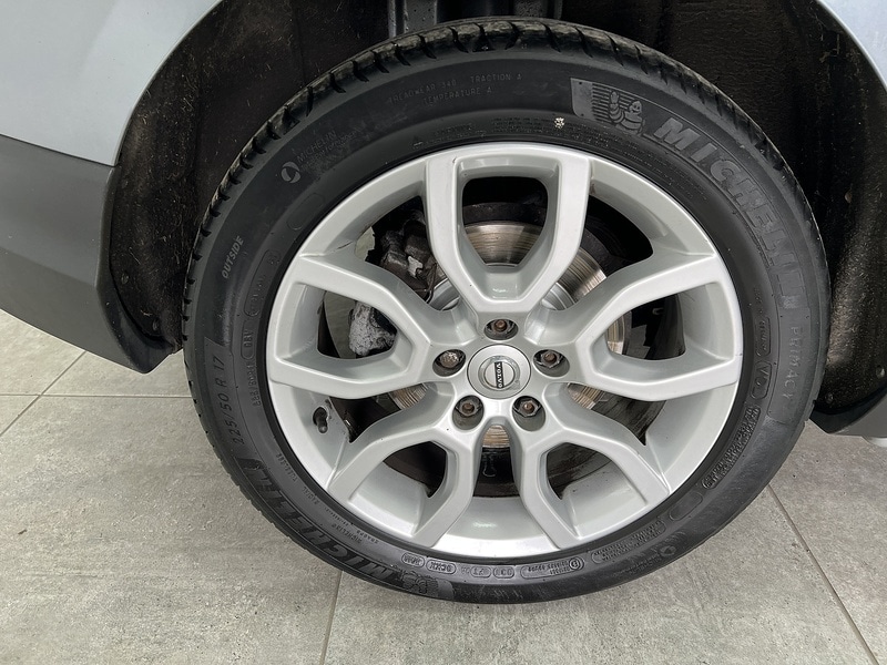 Used Volvo V40 2018 for sale - 76057086: Photo 23
