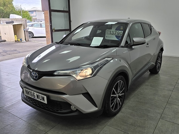 Used Toyota C-HR 2017 for sale - 75549098: Photo 6