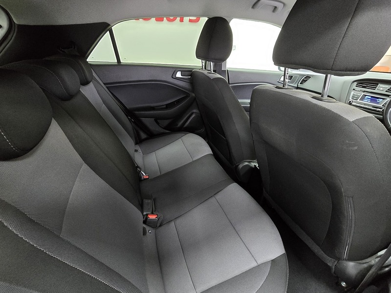 Used Hyundai i20 2016 for sale - 76232364: Photo 14