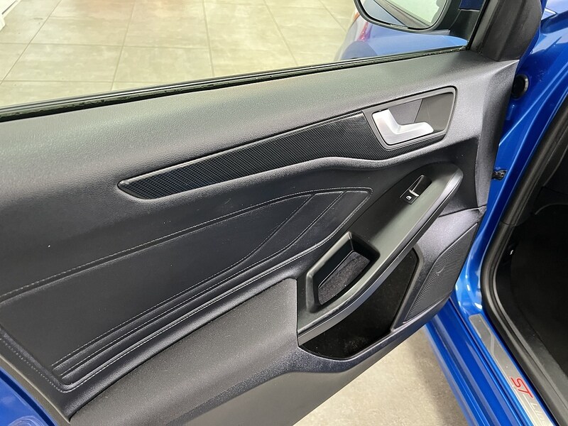 Used Ford Focus 2020 for sale - 76163640: Photo 19