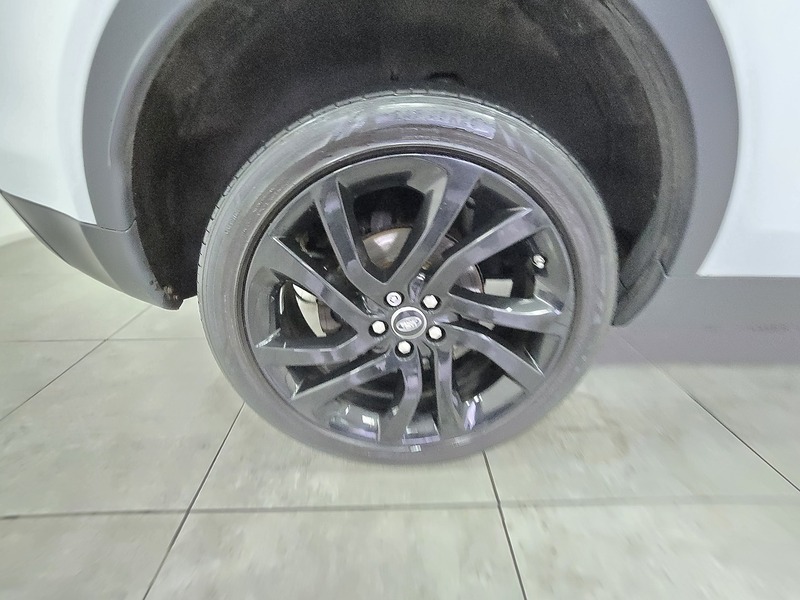 Used Land Rover Discovery Sport 2017 for sale - 76946764: Photo 22