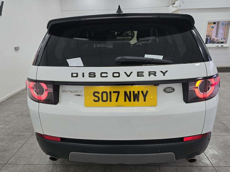 Used Land Rover Discovery Sport 2017 for sale - 76946764: Photo 4