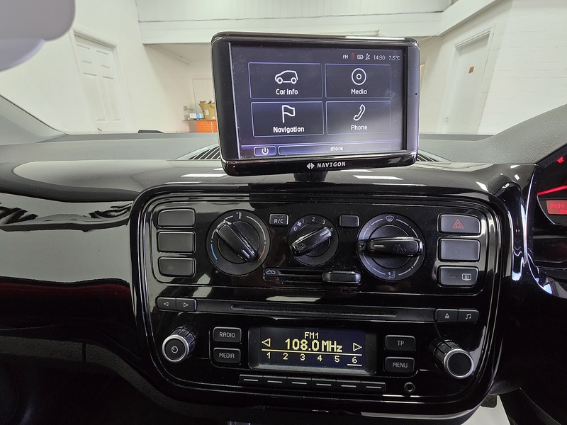 Used Volkswagen up! 2014 for sale - 76628510: Photo 10