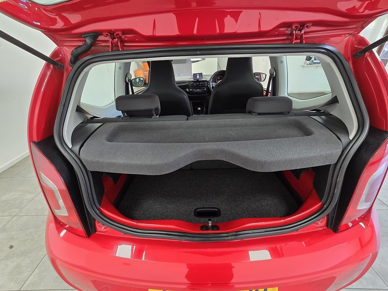 Used Volkswagen up! 2014 for sale - 76628510: Photo 13