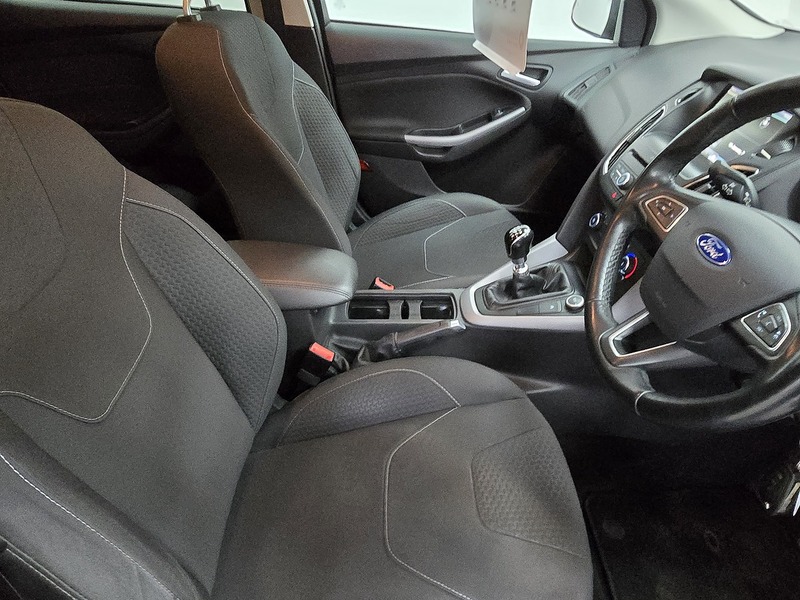 Used Ford Focus for sale - 77365181: Photo 8