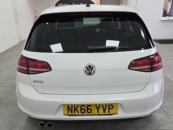 Used Volkswagen Golf 2016 for sale - 77384796: Photo