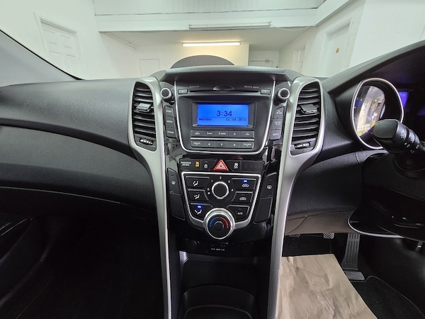 Used Hyundai i30 2014 for sale - 76224048: Photo 11