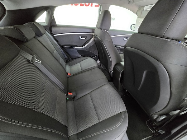 Used Hyundai i30 2014 for sale - 76224048: Photo 13
