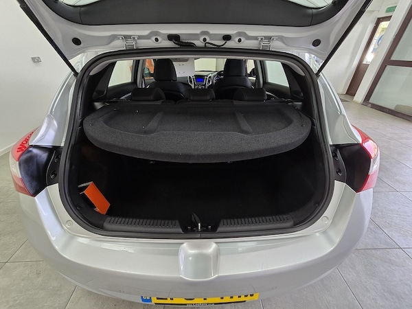 Used Hyundai i30 2014 for sale - 76224048: Photo 14