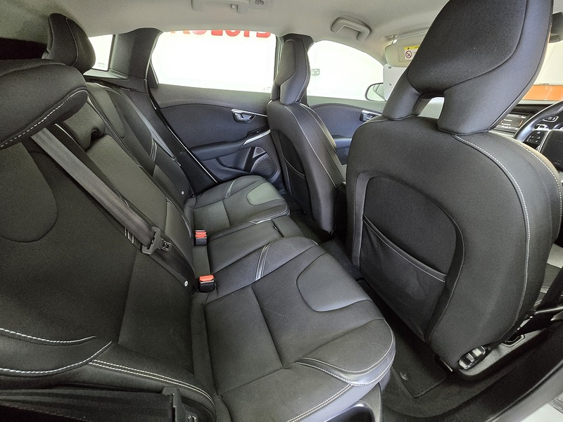 Used Volvo V40 2016 for sale - 76057099: Photo 14