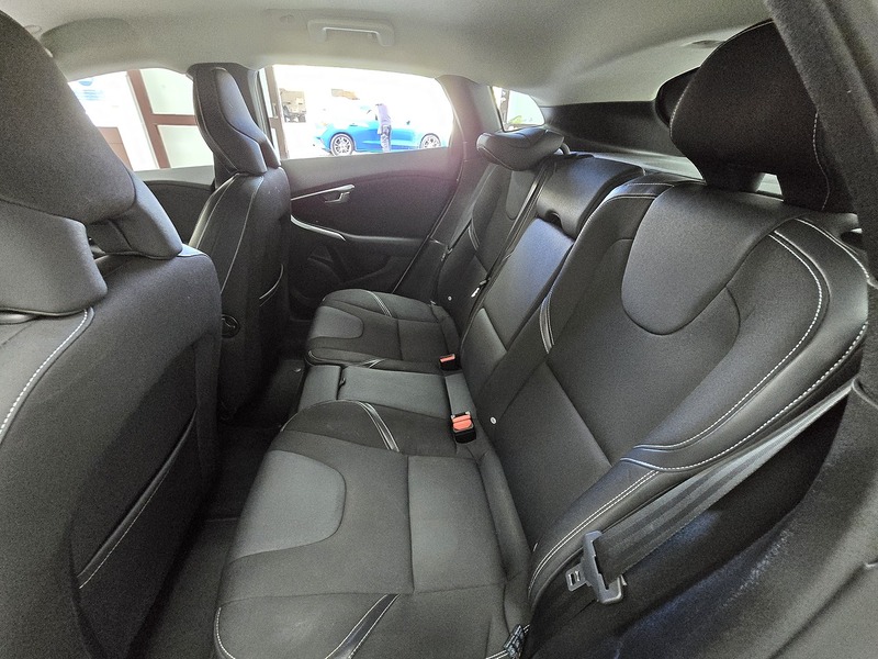 Used Volvo V40 2016 for sale - 76057099: Photo 16