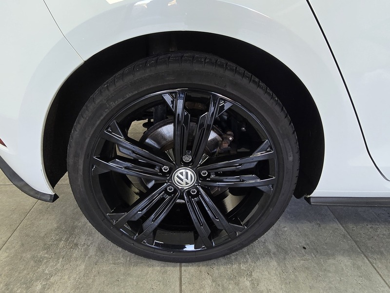 Used Volkswagen Golf 2017 for sale - 76694307: Photo 20