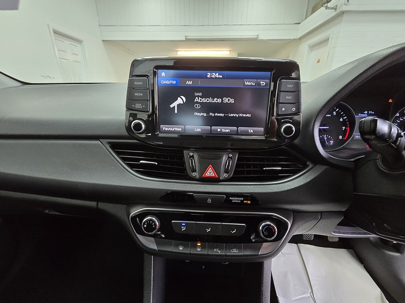 Used Hyundai i30 2018 for sale - 76386790: Photo 12