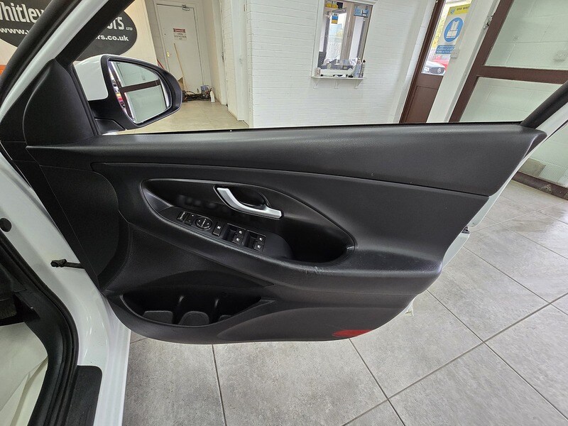 Used Hyundai i30 2018 for sale - 76386790: Photo 13