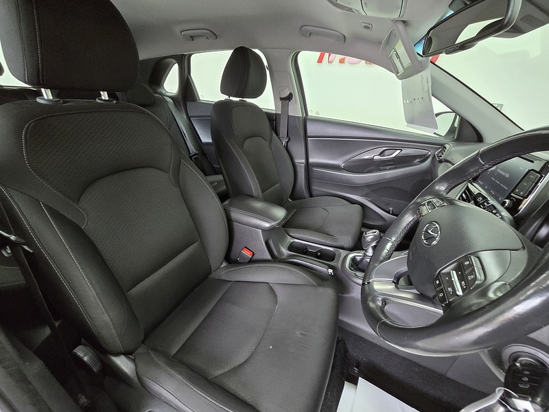 Used Hyundai i30 2018 for sale - 76386790: Photo 14