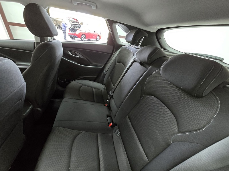 Used Hyundai i30 2018 for sale - 76386790: Photo 17