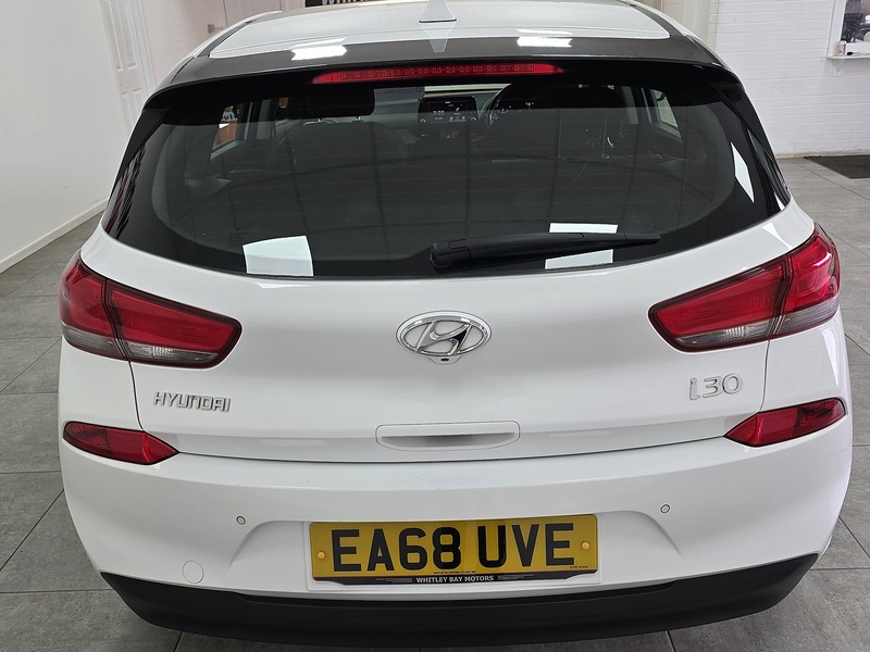 Used Hyundai i30 2018 for sale - 76386790: Photo 4