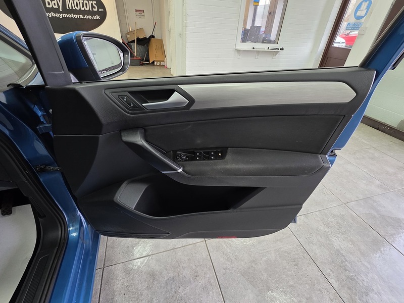 Used Volkswagen Touran 2021 for sale - 77667978: Photo 14