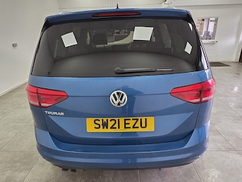 Used Volkswagen Touran 2021 for sale - 77667978: Photo
