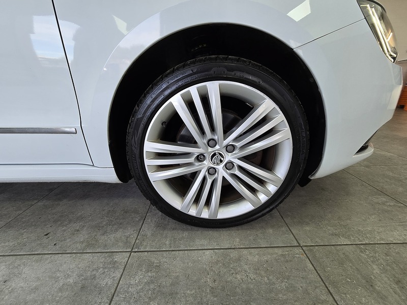 Used Skoda Superb 2015 for sale - 76163637: Photo 20