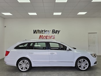 Used Skoda Superb 2015 for sale - 76163637: Photo 2