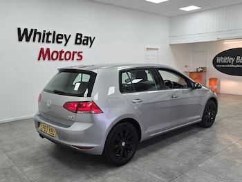 Used Volkswagen Golf 2013 for sale - 76982563: Photo