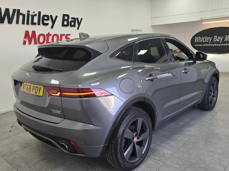 Used Jaguar E-Pace 2018 for sale - 77062092: Photo 3
