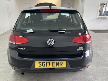 Used Volkswagen Golf 2017 for sale - 79104312: Photo