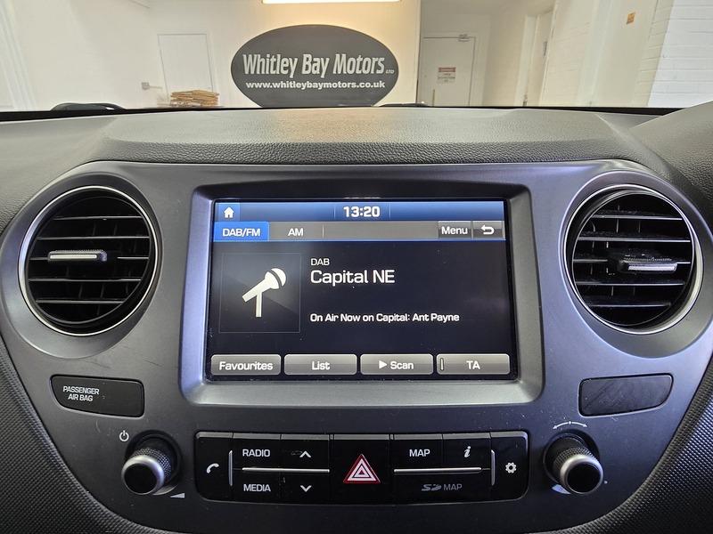 Used Hyundai i10 2019 for sale - 76027049: Photo 11
