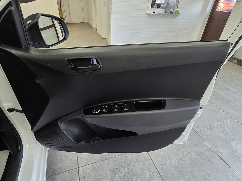 Used Hyundai i10 2019 for sale - 76027049: Photo 14