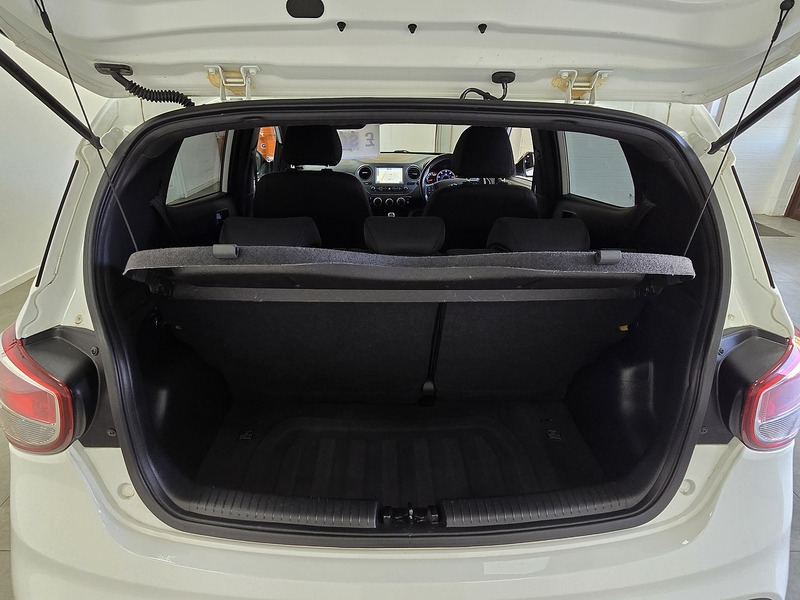 Used Hyundai i10 2019 for sale - 76027049: Photo 17