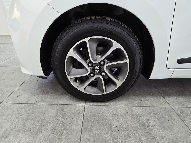 Used Hyundai i10 2019 for sale - 76027049: Photo 20