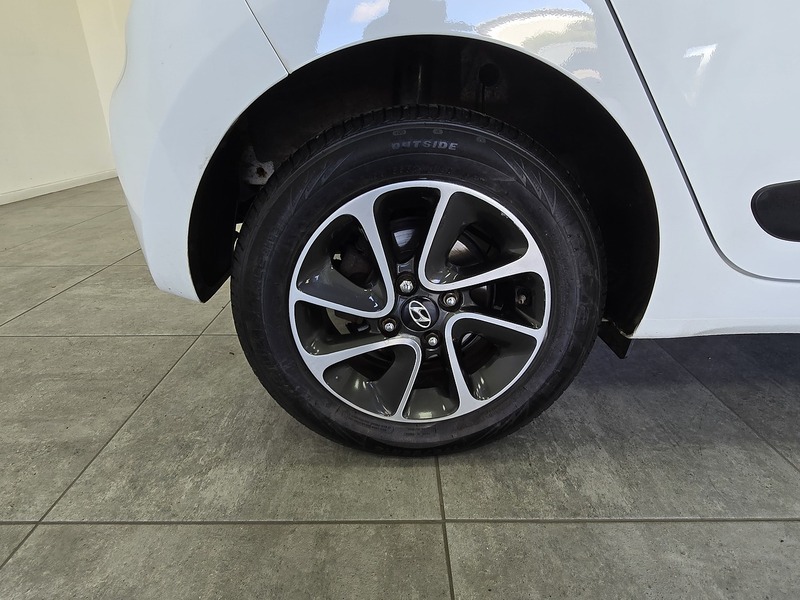 Used Hyundai i10 2019 for sale - 76027049: Photo 22