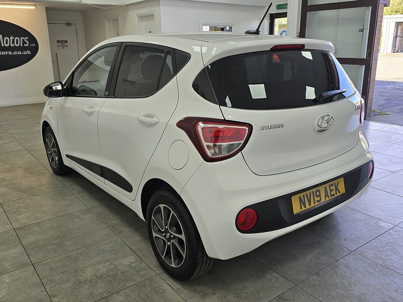 Used Hyundai i10 2019 for sale - 76027049: Photo 5