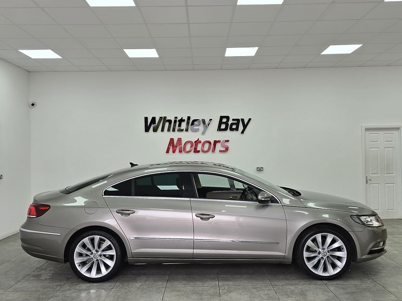 Used Volkswagen CC 2015 for sale - 76330417: Photo 2