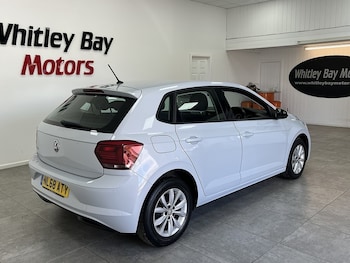 Used Volkswagen Polo 2018 for sale - 79005481: Photo