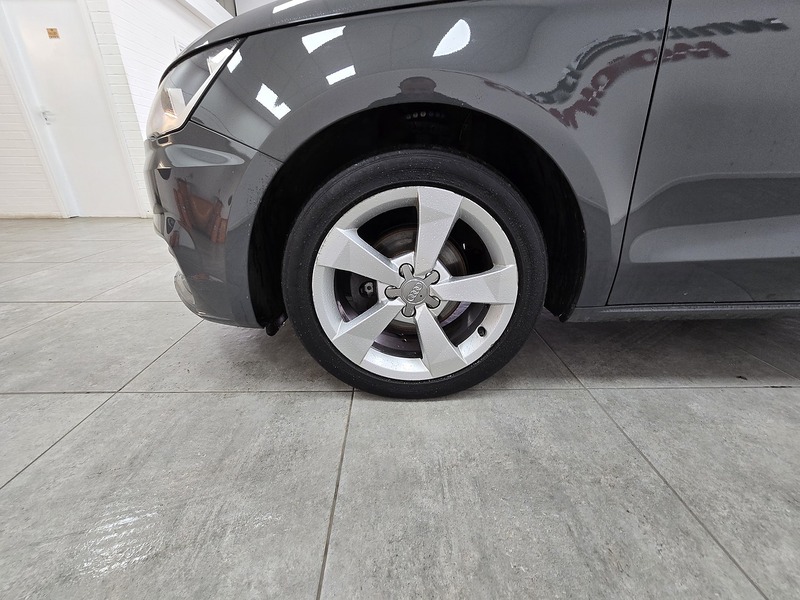 Used Audi A1 for sale - 76477924: Photo 17