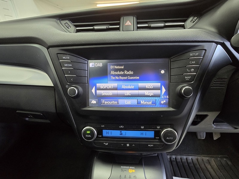 Used Toyota Avensis 2016 for sale - 77324499: Photo 11