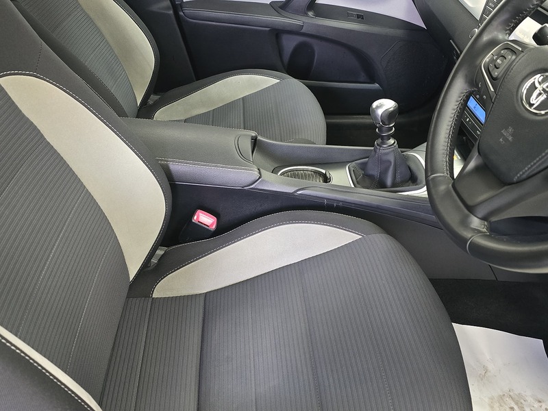 Used Toyota Avensis 2016 for sale - 77324499: Photo 8