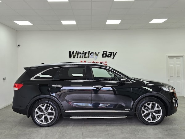 Used Kia Sorento 2017 for sale - 75761349: Photo 2