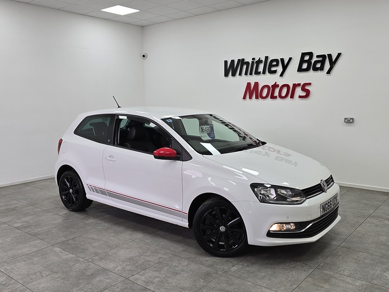 Used Volkswagen Polo 2017 for sale - 76383118: Photo 1