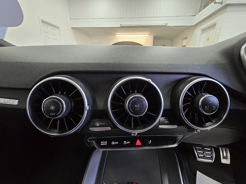 Used Audi TT 2017 for sale - 76768863: Photo 9